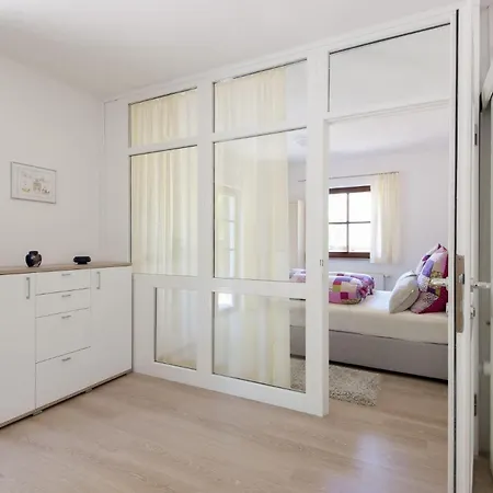 Ferienhaus-la-perla-ferienwohnung-seeperle * 위버링겐